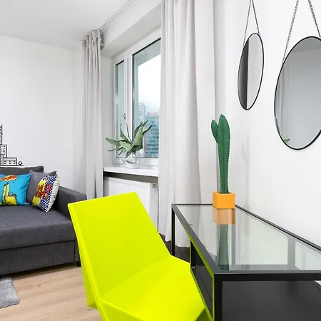 Modern In The Center Close To The Metro By Renters وارسو
