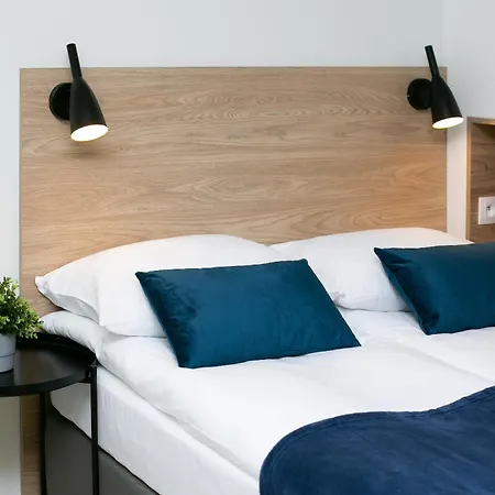 Modern In The Center Close To The Metro By Renters