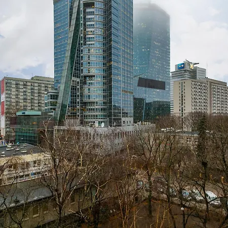 Modern In The Center Close To The Metro By Renters